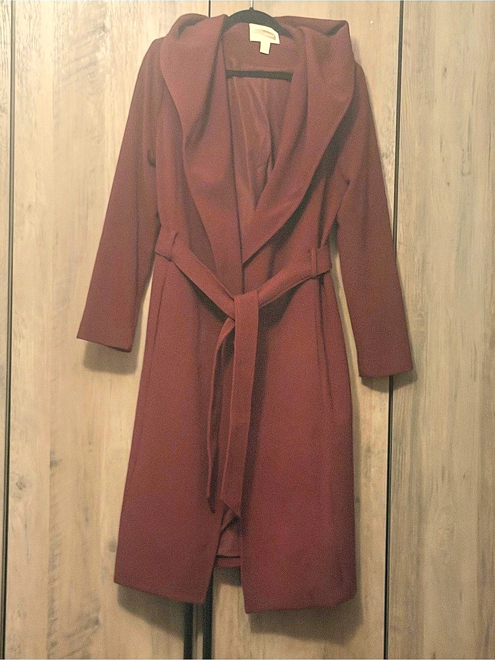 Forever 21 Belted hooded Trench Coat in dark Red Size Large New without tags